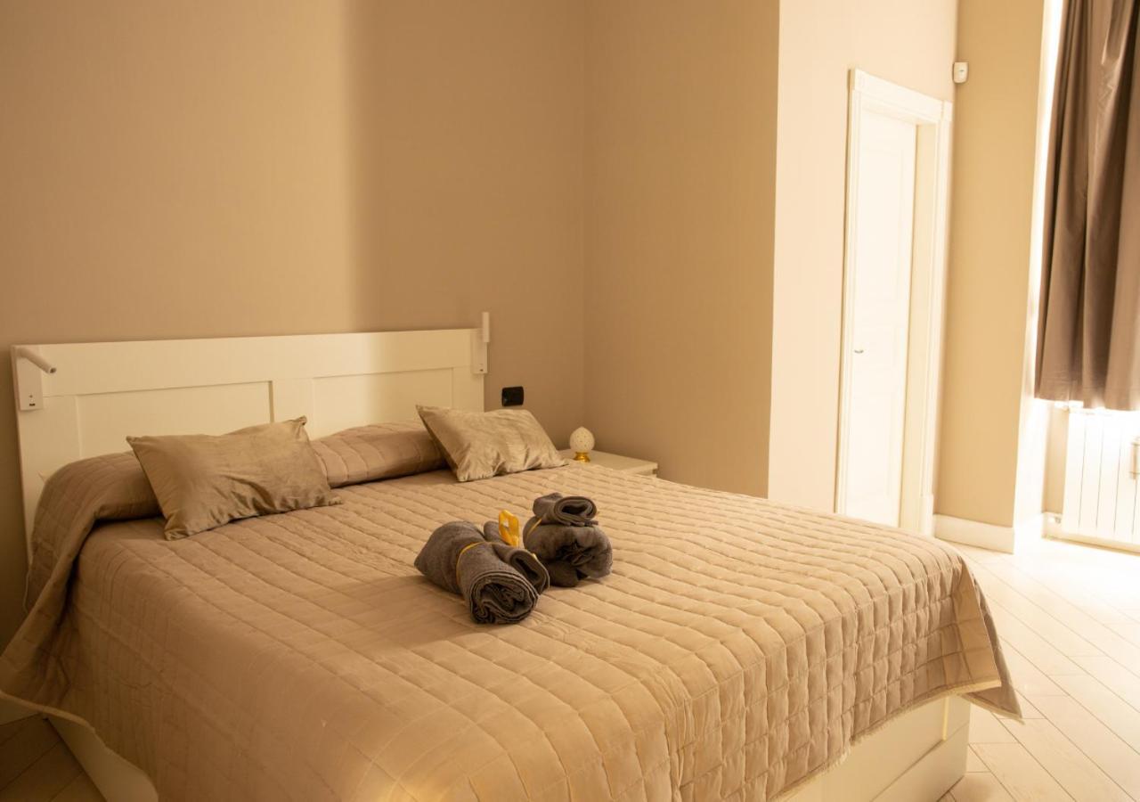 Amedeo Suite - Il Salotto Di Napoli Ngoại thất bức ảnh